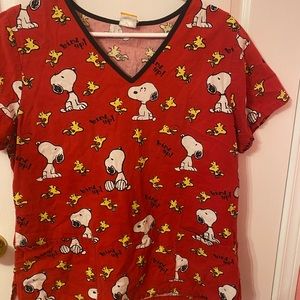 Scrub top size medium